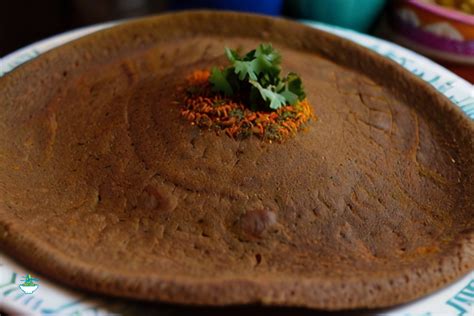  ¿Injera? ¡Un cuento que desafía las normas sociales y culinarias de Etiopía en el siglo XIX!